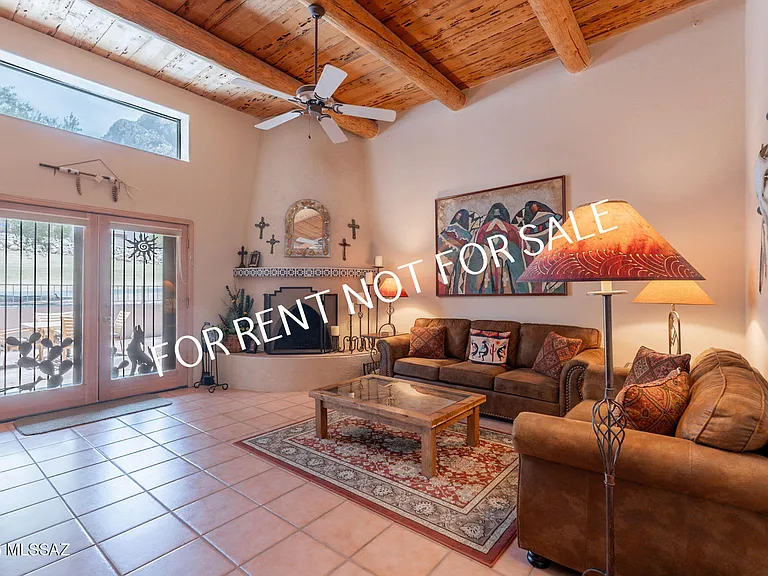 9876 N Ridge Shadow Pl — Photo 9