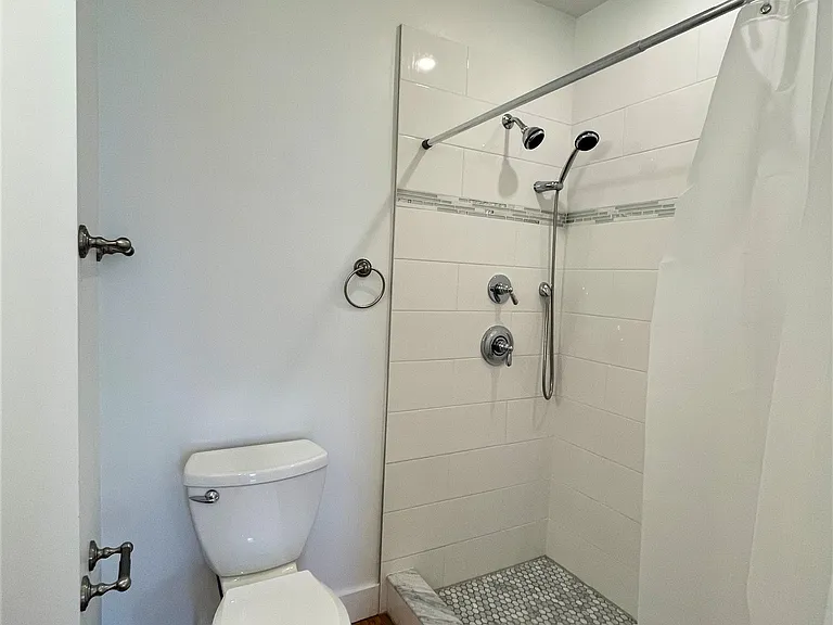 31 Green St #7 — Photo 10