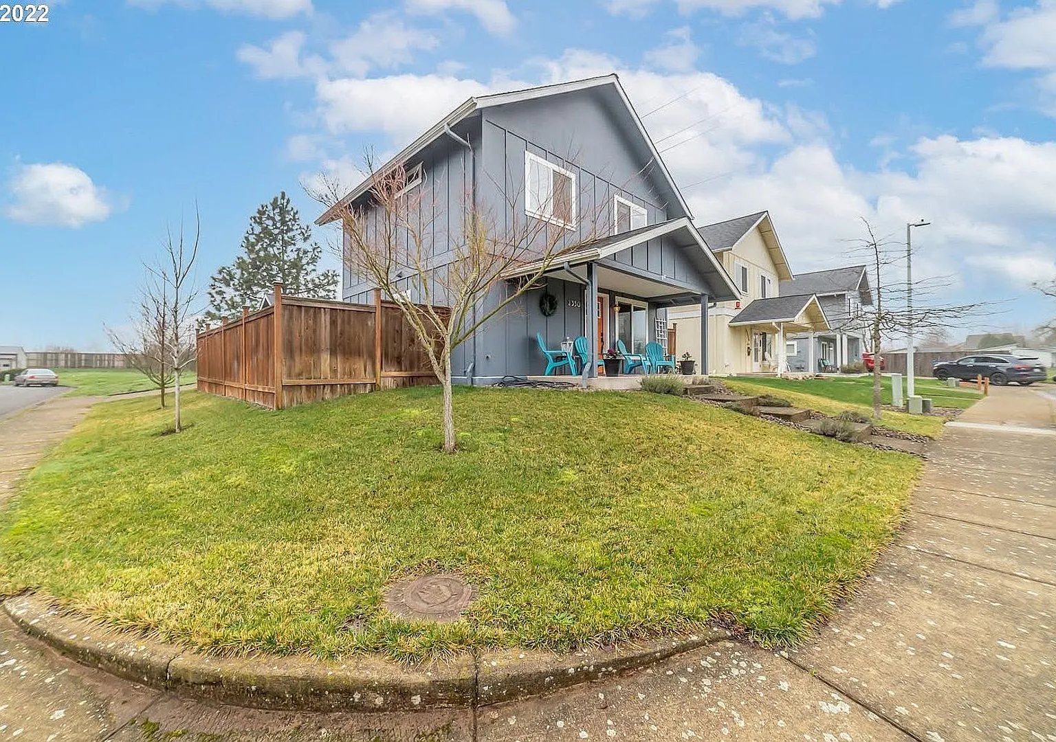 3 Bedroom 1.5 Bath House in the River Rd Area — Photo 2