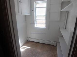 7 Lawrence St #JB2, Brighton, MA 02135