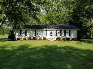 806 Due West Cir, Lafayette, TN 37083