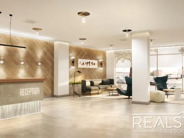 90-02 Queens Boulevard image 8 of 12