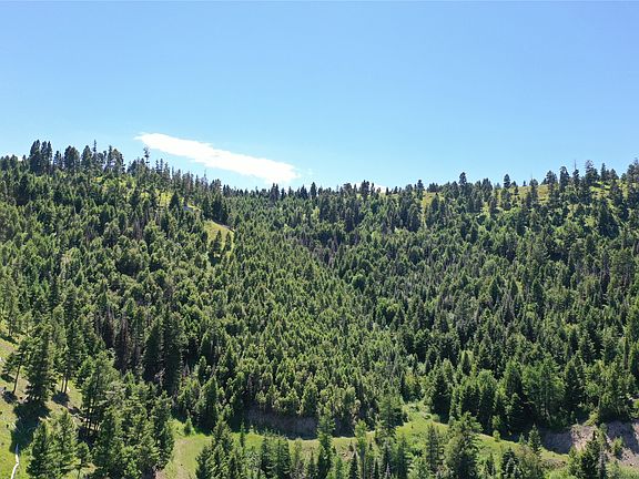 4th image of 13 Garnet Range Rd