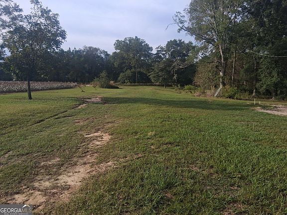 3rd image of 1443 Old Bethel Rd