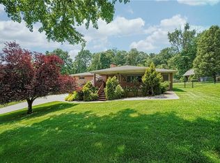 111 Springer Ln, Aliquippa, PA 15001