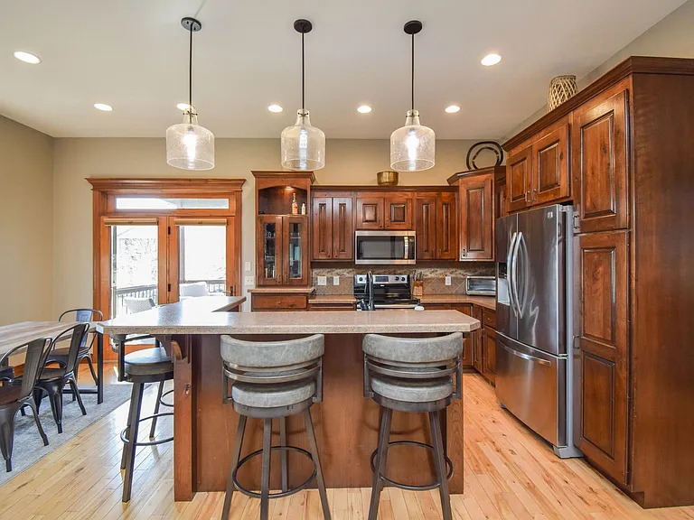 2204 S Silverthorne Ave — Photo 11