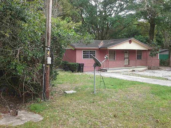 2nd image of 1511 SE 32nd St