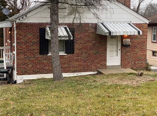 8822 Blewett Ave, Saint Louis, MO 63136