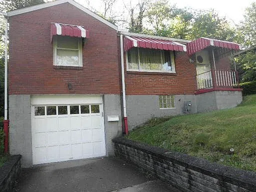 815 Jefferson Dr photo 1