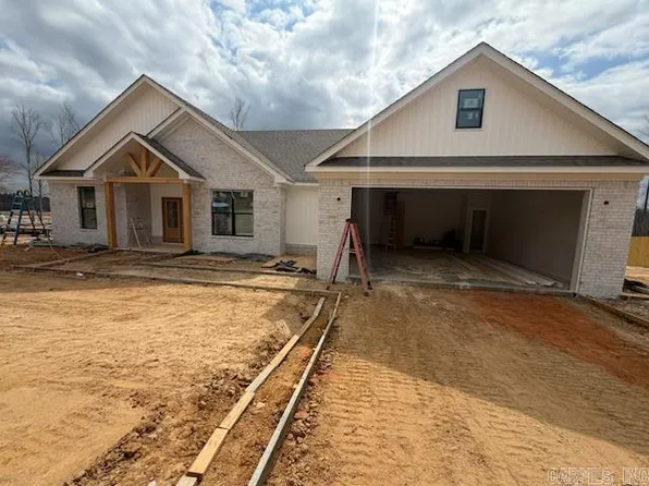 10597 Miller Cv, Bauxite, AR 72011