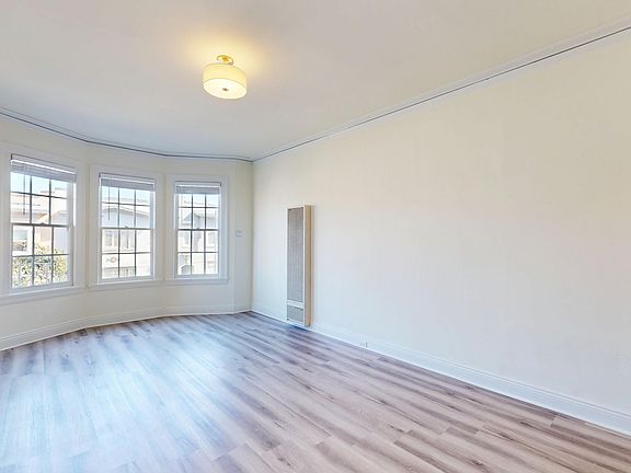 4th image of 1555 Chestnut St #21