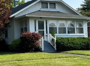 403 W Washington St, Hoopeston, IL 60942