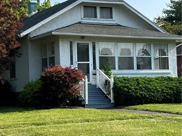 403 W Washington St, Hoopeston, IL 60942