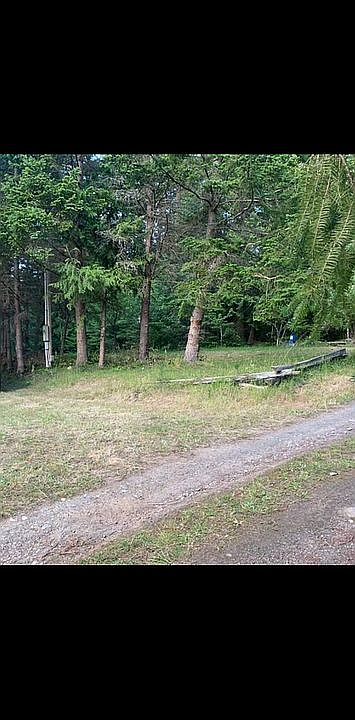 2nd image of 921 Fort Gate Rd