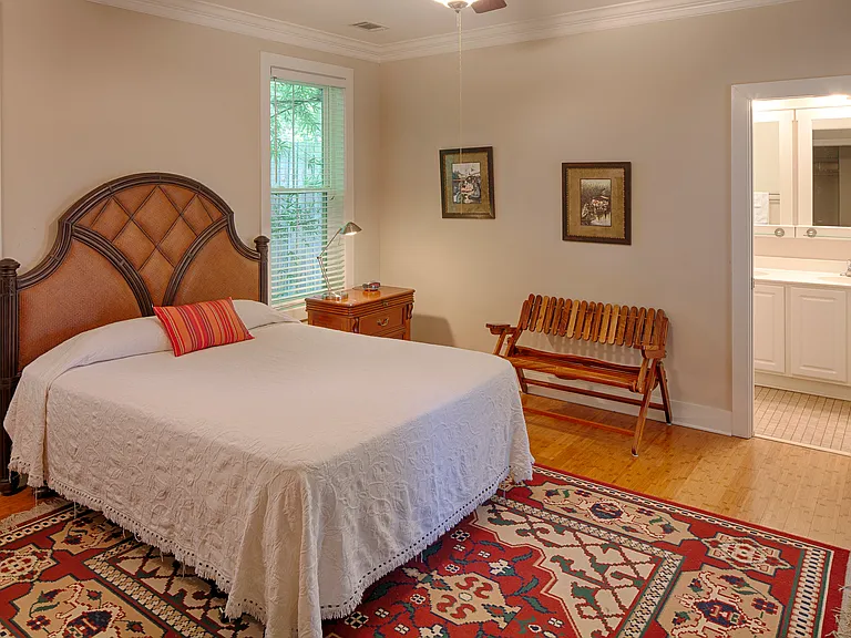 3206 Robertson Ave — Photo 48