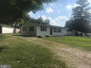 30 Forrest Ave, Fayetteville, PA 17222