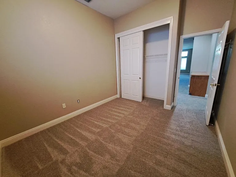 1828 Heather Garden Ln — Photo 19