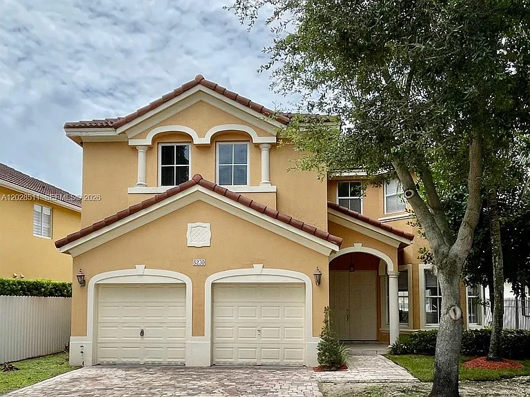 8230 SW 164th Ct — Photo 1
