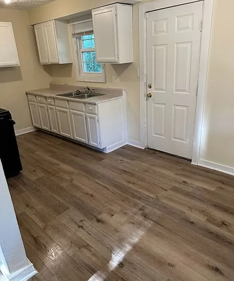 1004 Rigdon Rd — Photo 2