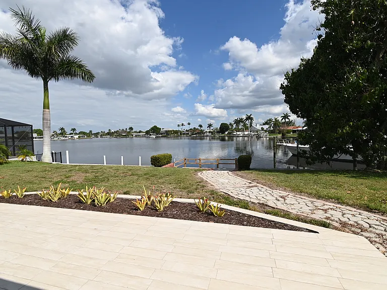 4520 Vinsetta Ave — Photo 24