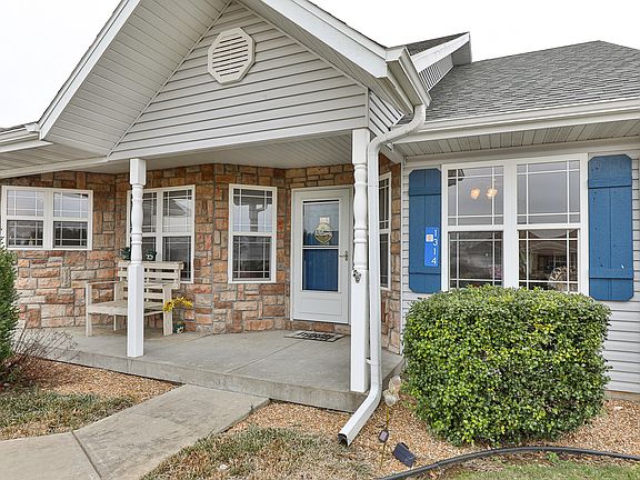 3rd image of 1314 E 476th Road