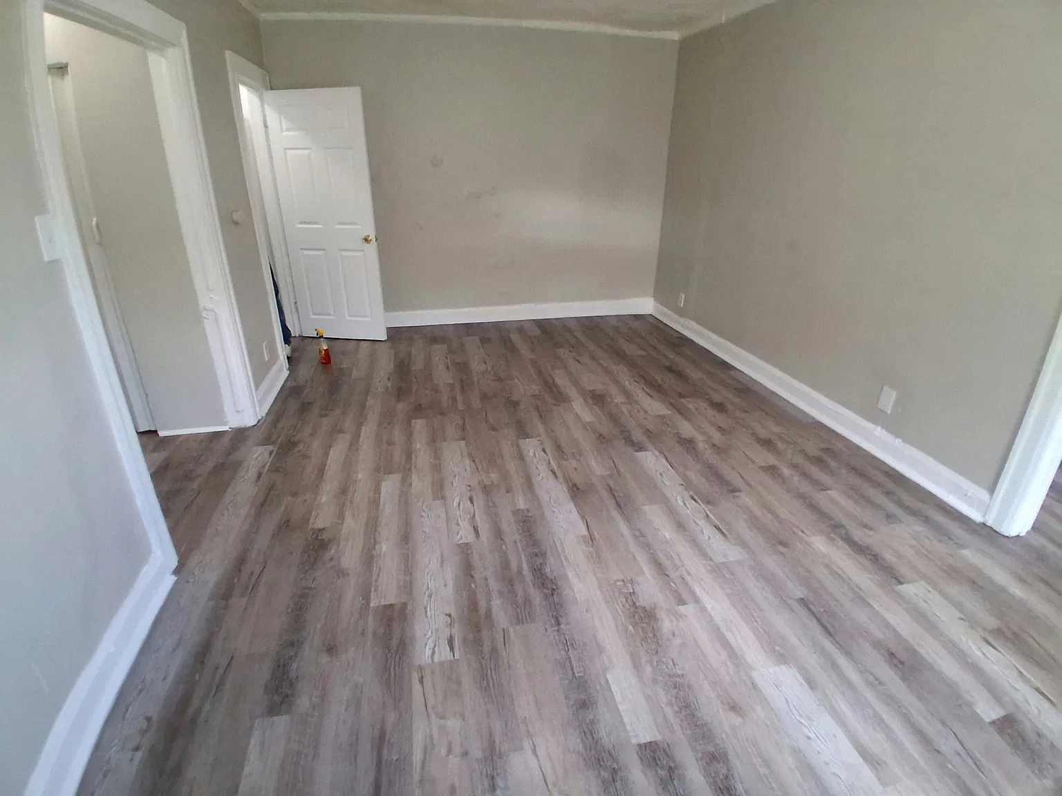 6330 Midland St — Photo 1