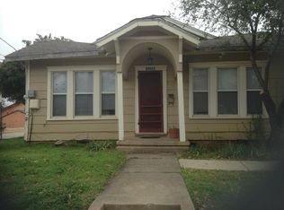 1118 Bolivar St, Denton, TX 76201