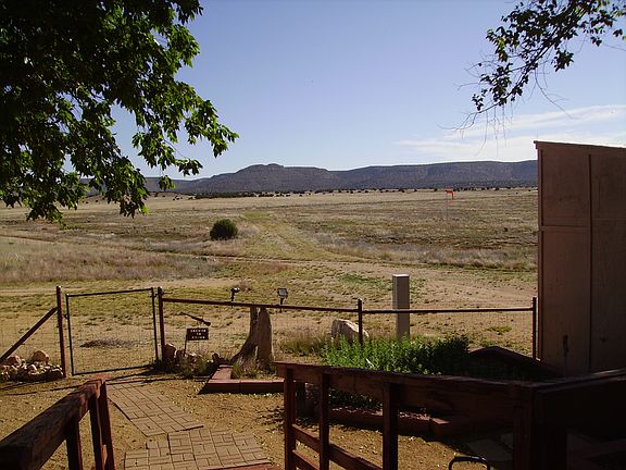 Taxiway to adjacent strip