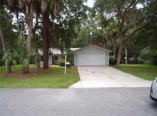 10237 W Pamondeho Cir, Crystal River, FL 34428