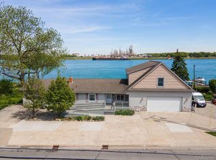 4016 Military St, Port Huron, MI 48060