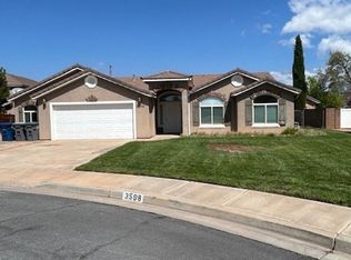 3598 Red Butte Dr, Santa Clara, UT 84765