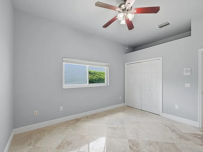 501 Manisha Pl — Photo 22
