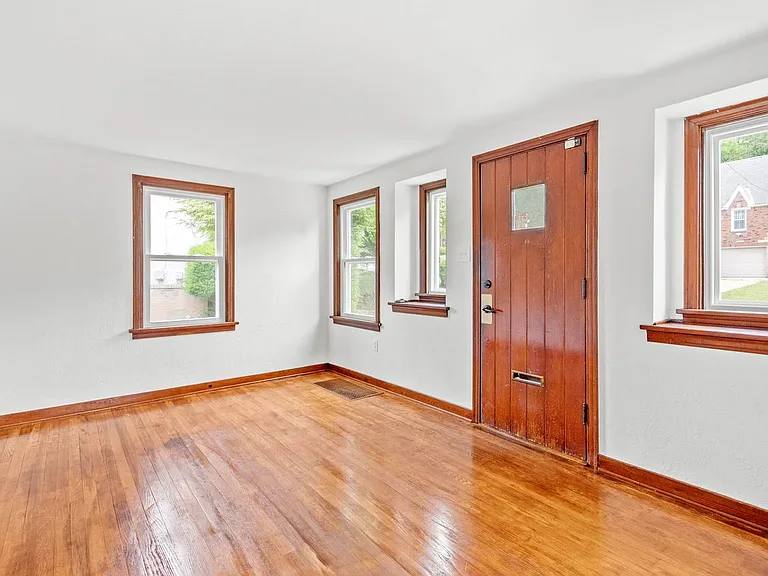 274 Idlewood Rd — Photo 13