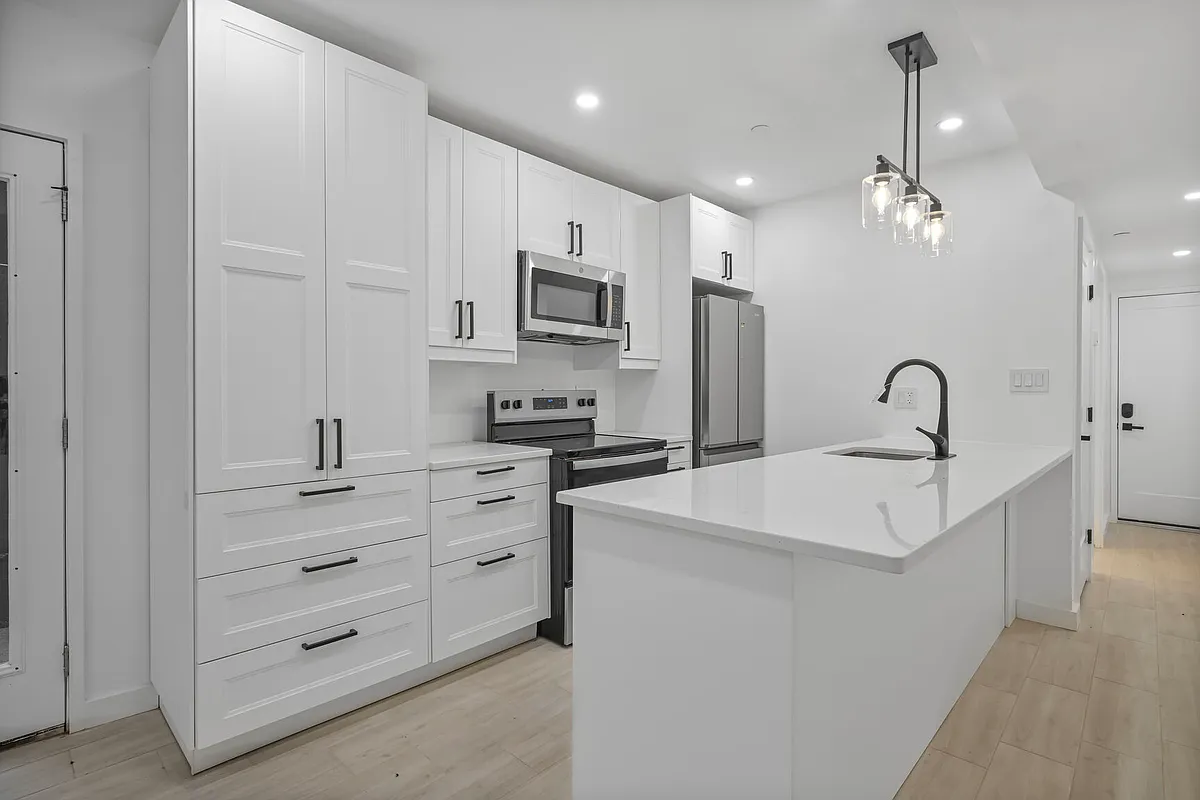 Building Photo - 621 Florida Ave NW #2