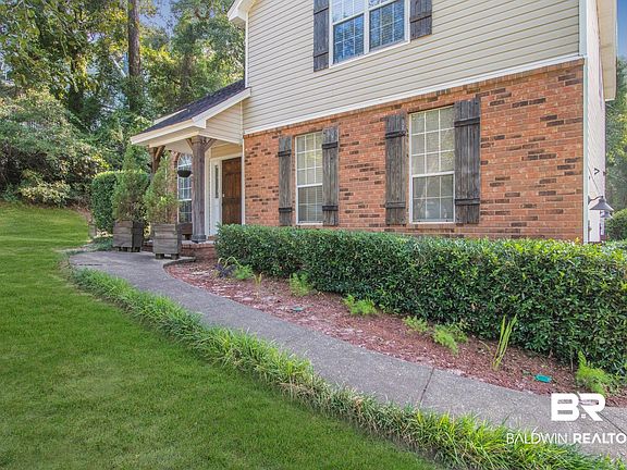 4th image of 225 Bay View Dr