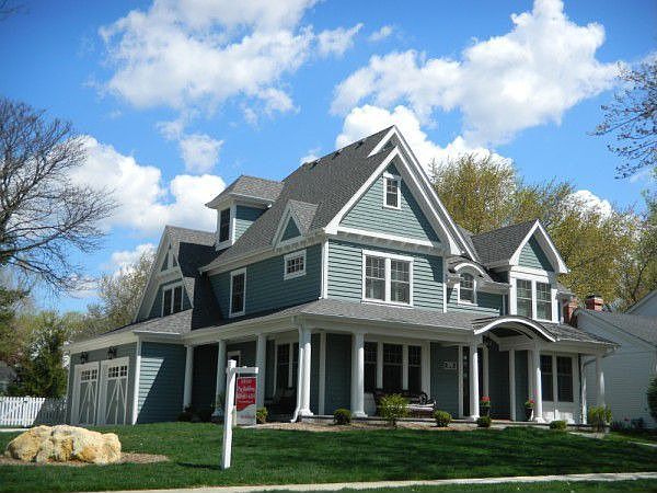 Gorgeous Corner Lot!