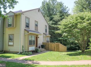 215 Aviary St, Warrenton, VA 20186