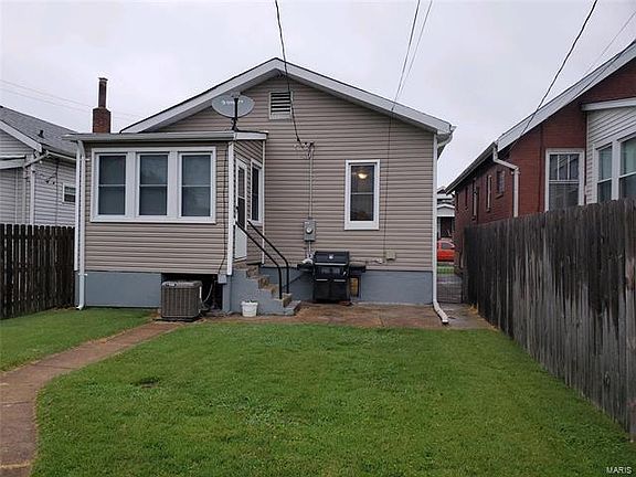 3rd image of 5248 Quincy St