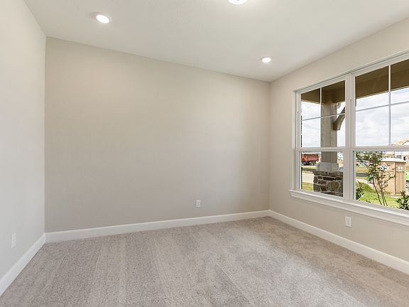 5th image of 4526 Shaded Arbor Way