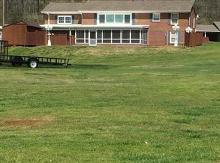 2431 Cowen Cir, Guntersville, AL 35976