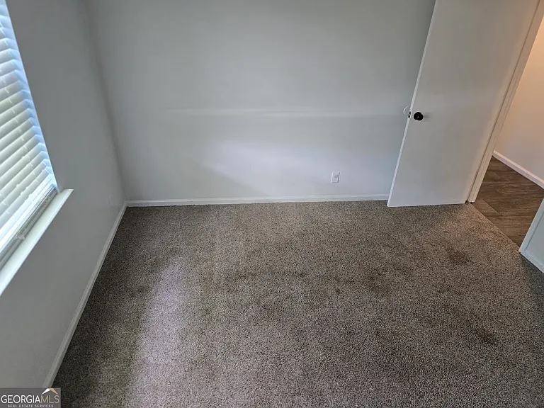 1001 Regal Rd — Photo 31