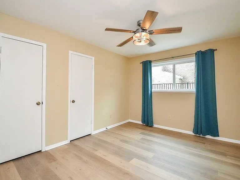 2106 Glenn Lakes Ln — Photo 26