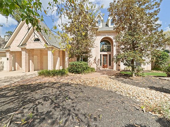 4th image of 10 E Rock Wing Pl