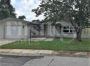 1827 Driftwood Cir S, Oldsmar, FL 34677