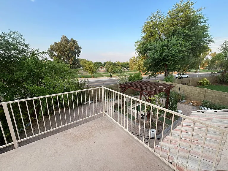 1231 N Tercera Ct — Photo 30