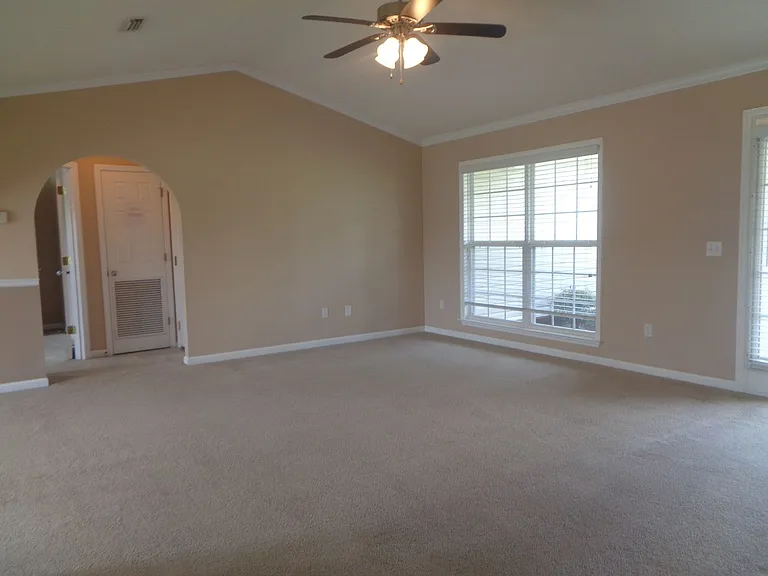 141 County Road 740 — Photo 4