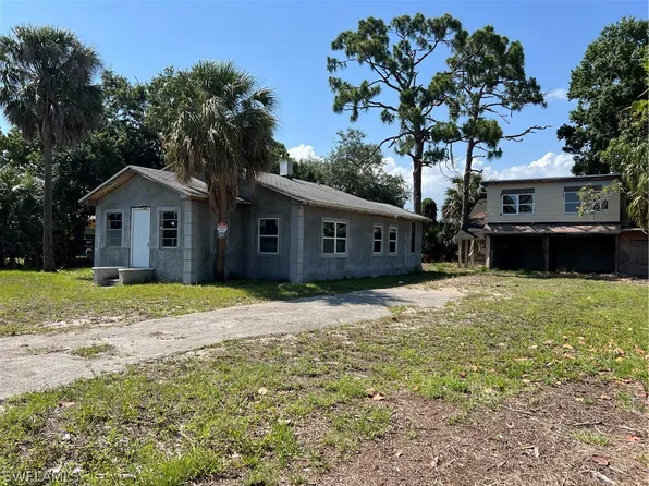 3519 Eastland St, Fort Myers, FL 33916