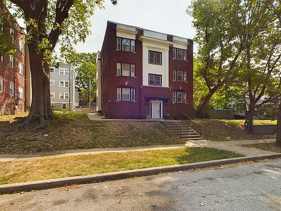 3rd image of 4205 Kenwood Ave #11278466