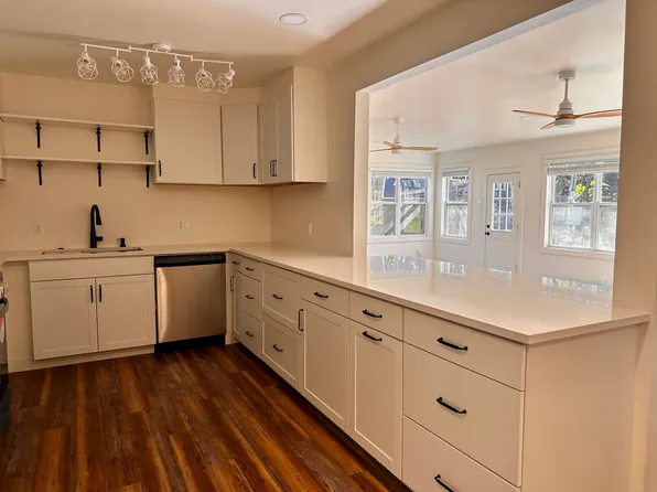 403 Post Road Dr, Austin, TX 78704