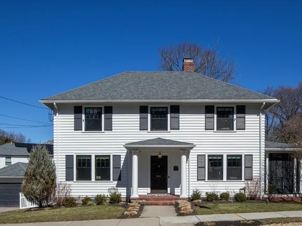 20 Glen Rd, Newton, MA 02459